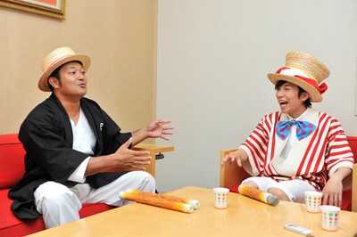 ぐっさん（写真左）とチーミー（写真右）の対談の模様。