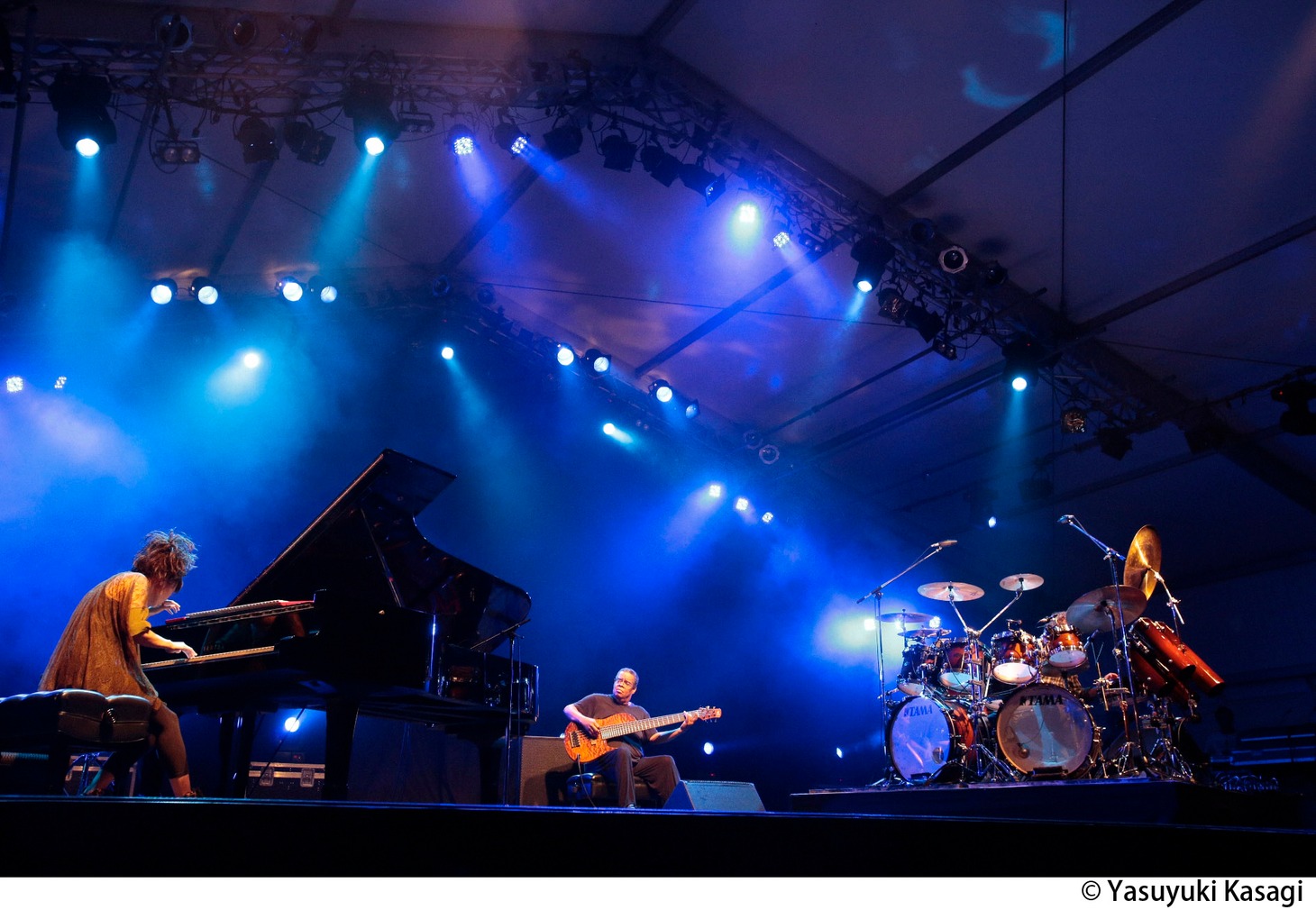 HIROMI THE TRIO PROJECT featuring Anthony Jackson & Simon Phillips