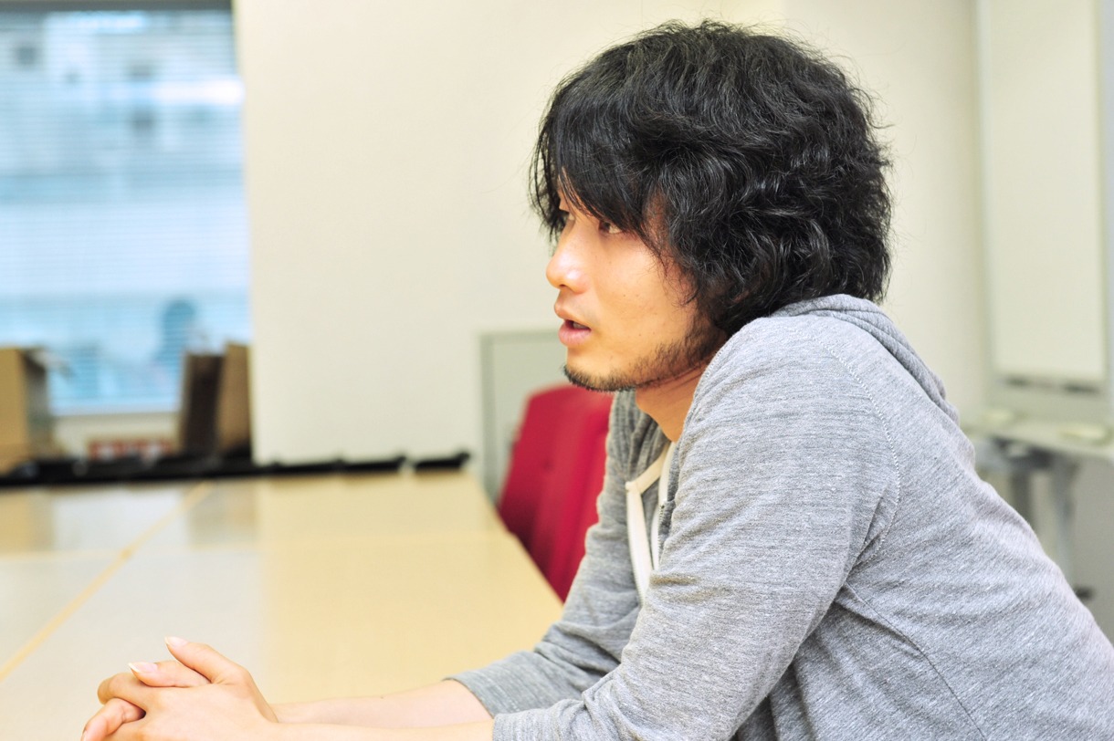 ナタリーPower Pushではシングル「王様のミサイル」の発売を記念した上野啓示（Vo, G）単独インタビューを公開中。