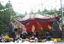 加藤登紀子 Guest : 佐藤タイジ