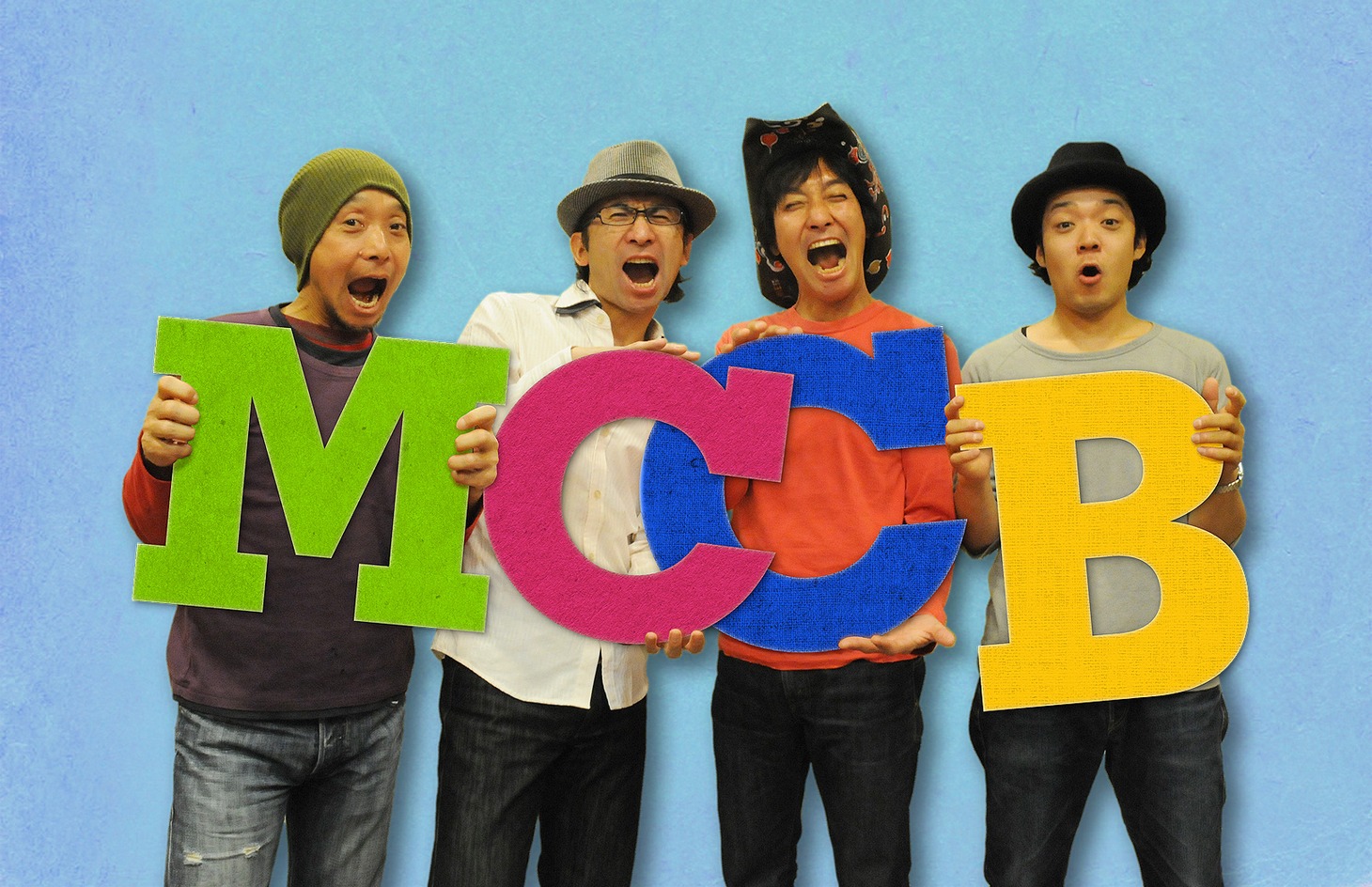 MAGICAL CHAIN CLUB BAND