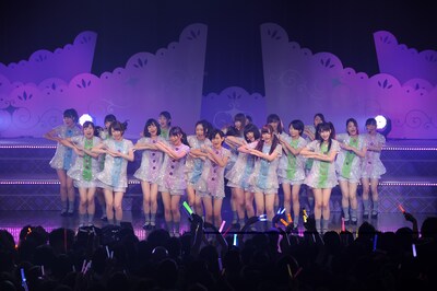 「ハウス！」を披露する乃木坂46（写真はZepp Nagoya公演より）。