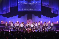 「狼に口笛を」を披露する乃木坂46（写真はZepp Nagoya公演より）。