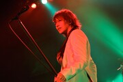 写真は昨日8月15日のライブの模様。