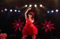 写真は「小倉唯BIRTHDAY SPECIALミニライブ～SEVENTEEN!～」より。