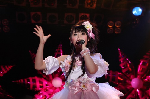 写真は「小倉唯BIRTHDAY SPECIALミニライブ～SEVENTEEN!～」より。