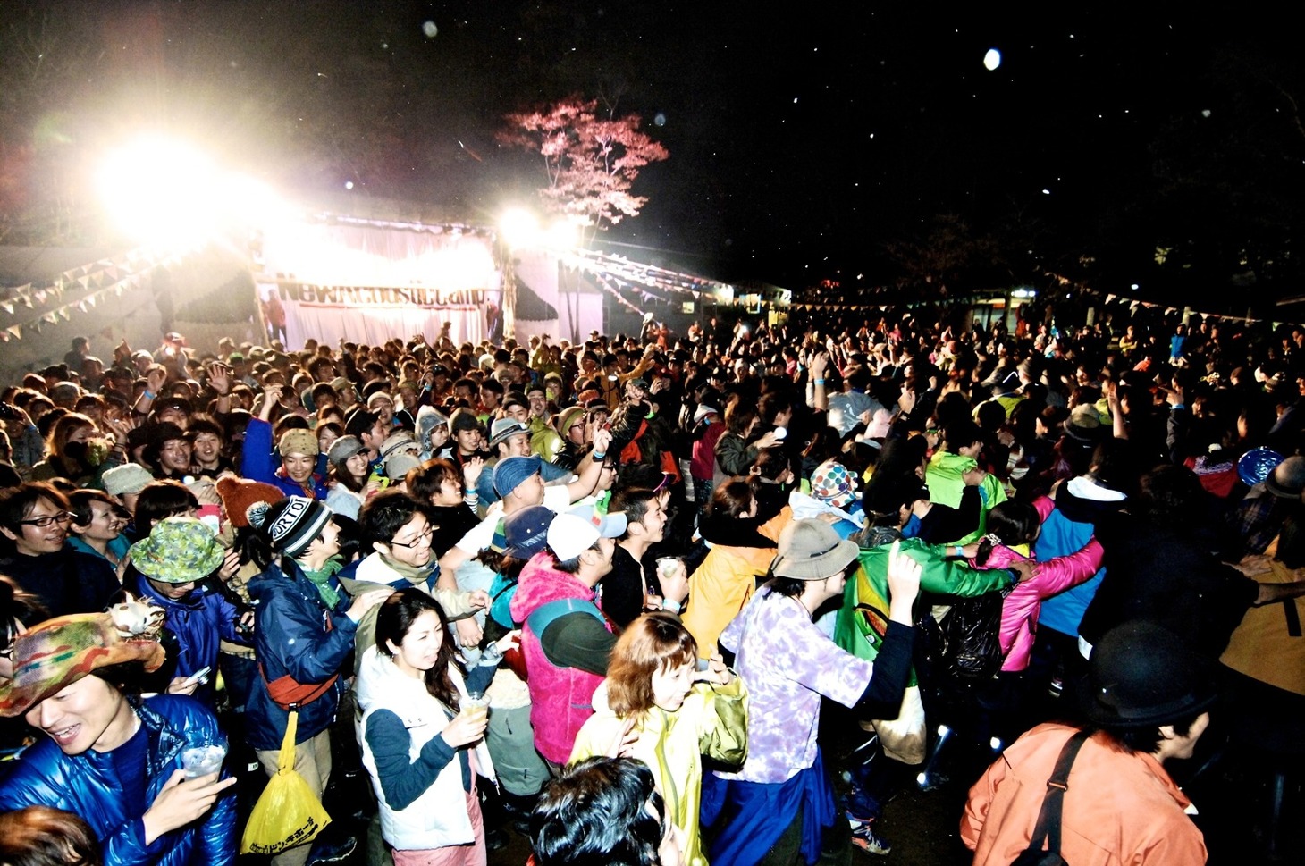 過去の「New Acoustic Camp」の様子。