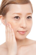 メイク前の三浦サリー。