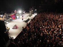 「Dragon Ash Live ～REST IN PEACE IKUZONE～」福岡公演の様子。