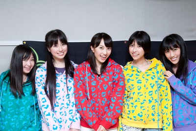 唯一のFMレギュラー経験者である高城れに（写真右端）は、ほかの4人に差を見せつけることができるのか。なお、番組内では「高城れにのKing of Rock!」も通常どおりオンエアされる。