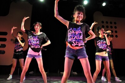 写真は8月18日に渋谷duo MUSIC EXCHANGEで行われた定期ライブのワンシーン。