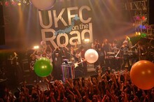 the telephonesのステージにこの日の全出演者が集結した。（Photo by 古溪一道）