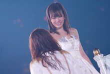 前田敦子（写真は8月26日公演より）。 (C)AKS