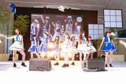 写真は「ぱすぽ☆夏空HANABIフェス」ステージの様子。