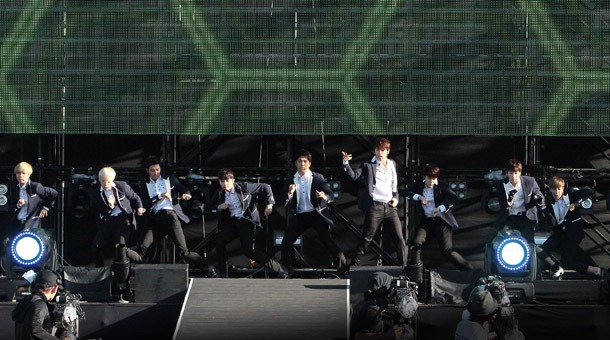 SUPER JUNIOR
