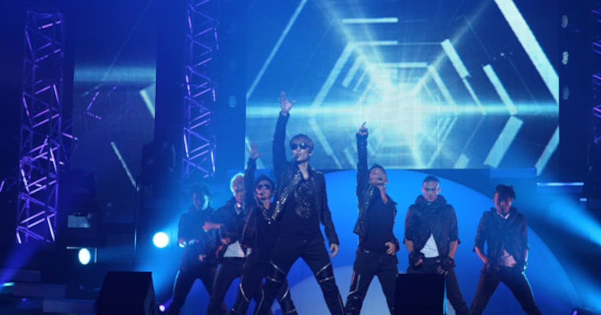 w-inds.踊り続けた「MOVE LIKE THIS」ツアー武道館公演 - 音楽ナタリー