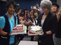 トーク収録後には、TASSHI（Aqua Timez）と歌広場淳（ゴールデンボンバー）の誕生祝いが行われた。