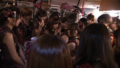 前田敦子卒業公演直後の楽屋の様子。(C)テレビ朝日