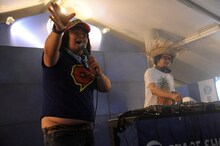 サイトウ“JxJx”ジュン（YOUR SONG IS GOOD）のCLOSING DJ。