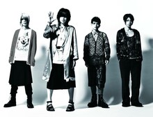 全国ツアー「Flowers of Romance」を、本日9月8日よりスタートさせたPlastic Tree。