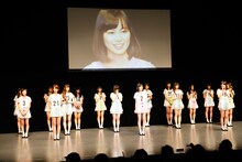 写真は乃木坂46「16人のプリンシパル」の9月9日第2公演より、審査結果発表の様子。