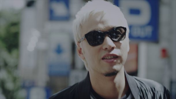 ILMARI「ストリート」編のワンシーン。