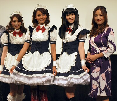 写真左から中田ちさと、加藤夏希、仲谷明香、松澤由美。