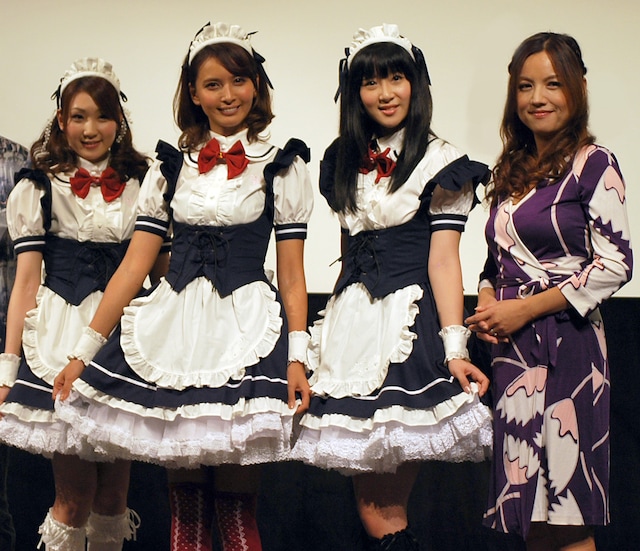 写真左から中田ちさと、加藤夏希、仲谷明香、松澤由美。