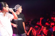 左からMMM（stillichimiya）と田我流。（Photo by 雨宮透貴）