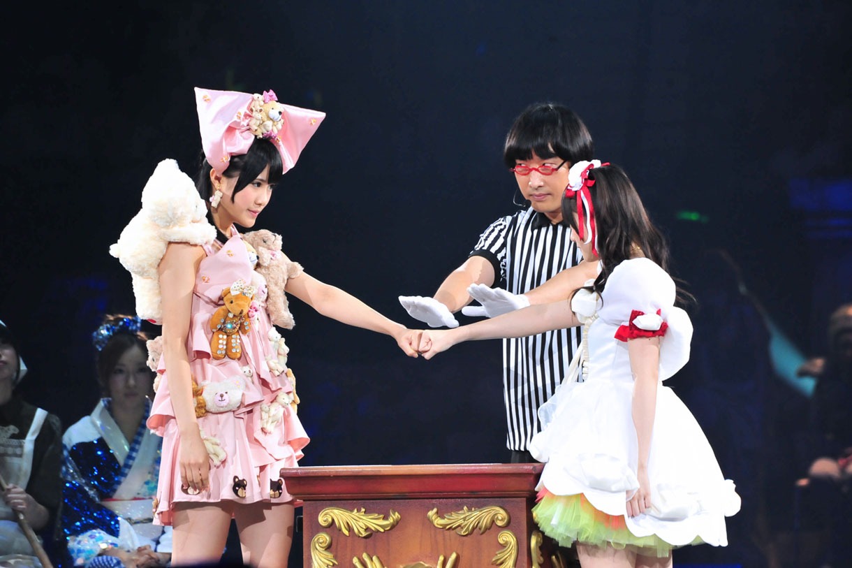 高木由麻奈 vs 木本花音