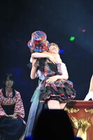 仁藤萌乃 vs 篠田麻里子