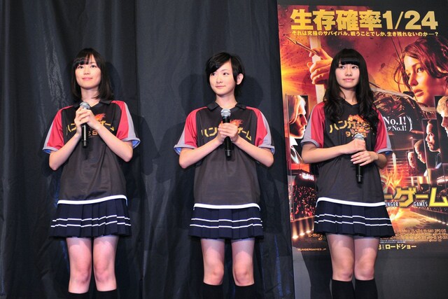 写真左から生田絵梨花、生駒里奈、桜井玲香。 (C) 2012 LIONS GATE FILMS INC. ALL RIGHTS RESERVED.