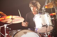 森田ケーサク（Dr）(c) shimbo yuki