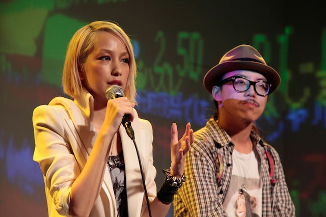 中島美嘉（写真左）とレスリー・キー（写真右）。