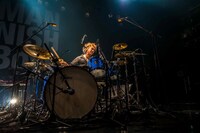 中村達也（Dr, Vo）