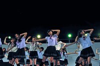 「走れ！Bicycle」発売記念全国握手会イベントの様子。