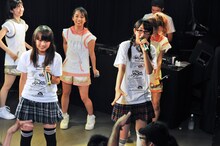 2組のコラボによる「tengal6」ではライムベリーのDJ HIKARU（写真手前右）もマイクを持って登場。