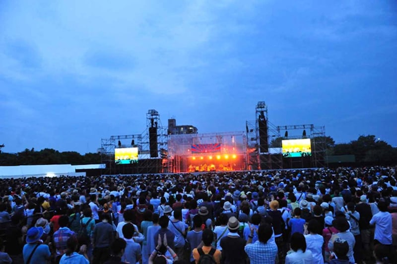 「京都音楽博覧会 2012 in 梅小路公園」会場の模様。