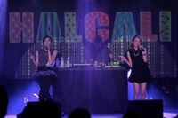 HALCALIのライブパフォーマンスの様子。