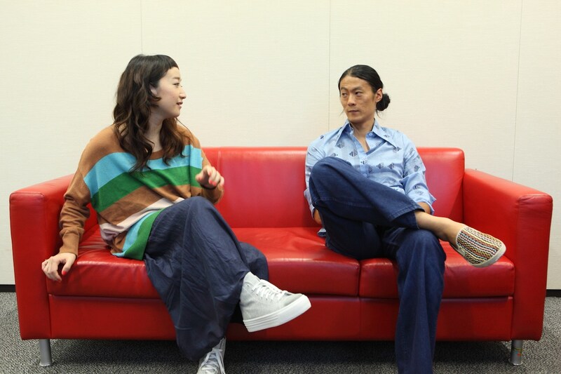 たむらぱん（写真左）とShing02（右）。