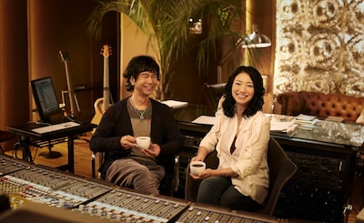 “違いがわかる人”として「ネスカフェ ゴールドブレンド」をアピールするDREAMS COME TRUE。