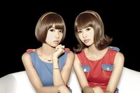 バニラビーンズ（左がレナ）