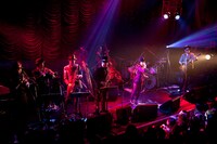 写真は2011年「Midnight Dejavu」東京キネマ倶楽部公演の様子。撮影：仁礼博