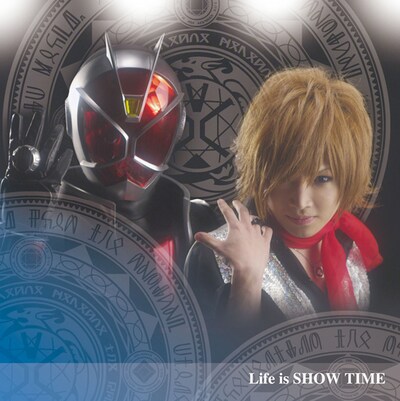 鬼龍院翔 from ゴールデンボンバー「Life is SHOW TIME」CD+DVD盤ジャケット
