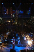 「MTV Unplugged」収録ライブでのChara。(c)アミタ マリ