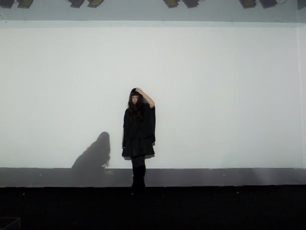 やくしまるえつこ