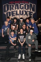 「DRAGON DELUXE 2012」出演者一同（Photo by Eri Shibata）