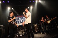 鈴木圭介（写真左）と増子直純（右）。（Photo by Eri Shibata）