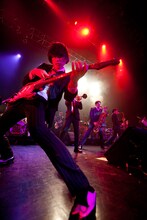 加藤隆志（東京スカパラダイスオーケストラ）（撮影：仁礼博）