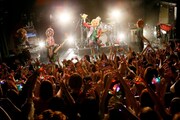 9月29日に行われた「カメレオFIRST ONEMAN TOUR 2012『ググれっ！』」WWW公演の様子。（Photo：Rie Suwaki [MAXPHOTO］）
